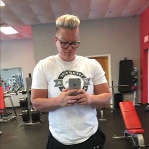 Meet your Posher, Kenzie